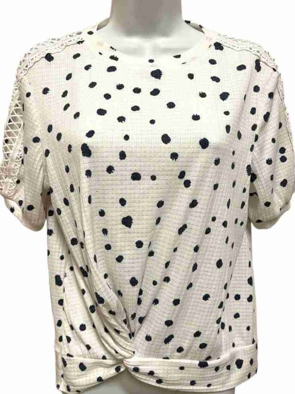 COMO Blu Navy Polka Dot Print Crochet Knot Crew Short Sleeve Top, Size Medium